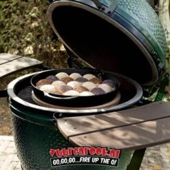 Big Green Egg Small + Nest + Cover -Kama Joe BBQ Winkel image 170