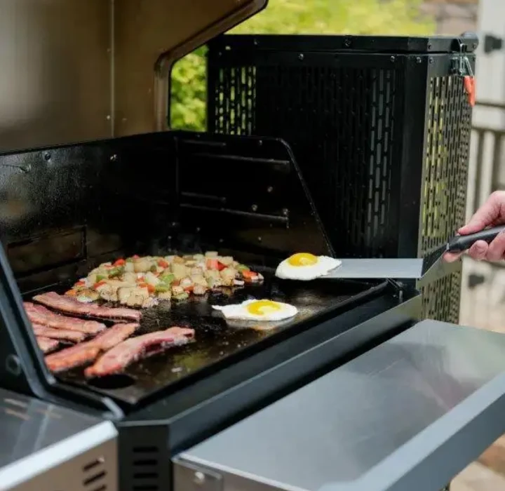 Masterbuilt Gravity Series™ 800 Digital Charcoal Griddle + Grill + Smoker 5 Masterbuilt Gravity Series™ 800 Digital Charcoal Griddle + Grill + Smoker - Afbeelding 3