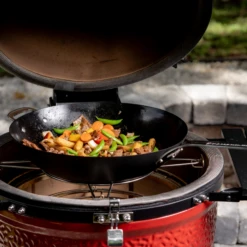 Kamado Joe Karbon Steel Wok -Kama Joe BBQ Winkel image 650