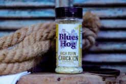Blues Hog Cajun Bayou Seasoning 6.5 Oz 17 Blues Hog Cajun Bayou Seasoning 6.5 Oz -Kama Joe BBQ Winkel image 868