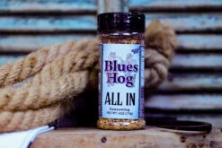 Blues Hog Cajun Bayou Seasoning 6.5 Oz 18 Blues Hog Cajun Bayou Seasoning 6.5 Oz -Kama Joe BBQ Winkel image 869